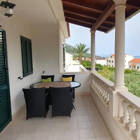 Apartmani Marijana Bol Exterior photo
