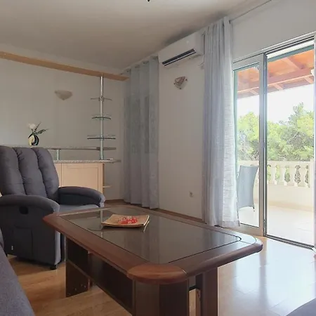 Apartmani Marijana Bol Exterior photo
