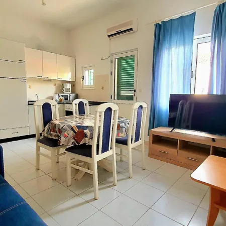 Apartmani Marijana Bol Exterior photo